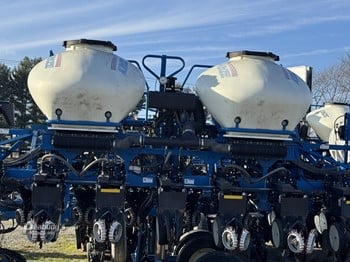 2015 KINZE 3600ASD