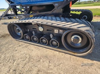 2019 KINZE 1051