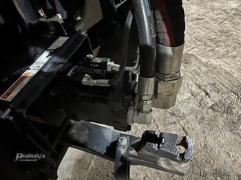 2021 KINZE 4905